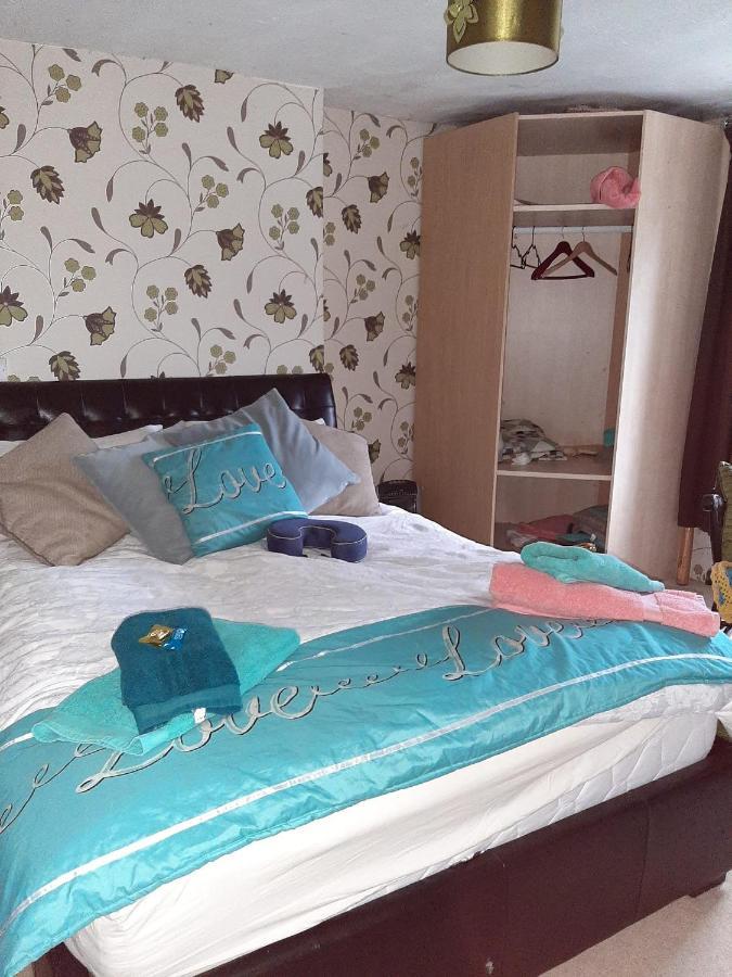 ウルバーストン Saltcotes Farm Bed & Breakfast エクステリア 写真